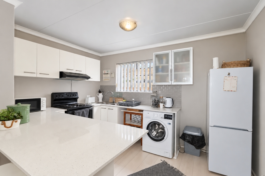 1 Bedroom Property for Sale in Big Bay Western Cape